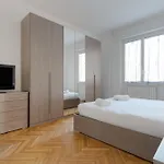 アパート Guesthost - Certosa Cozy Flat With Balcony