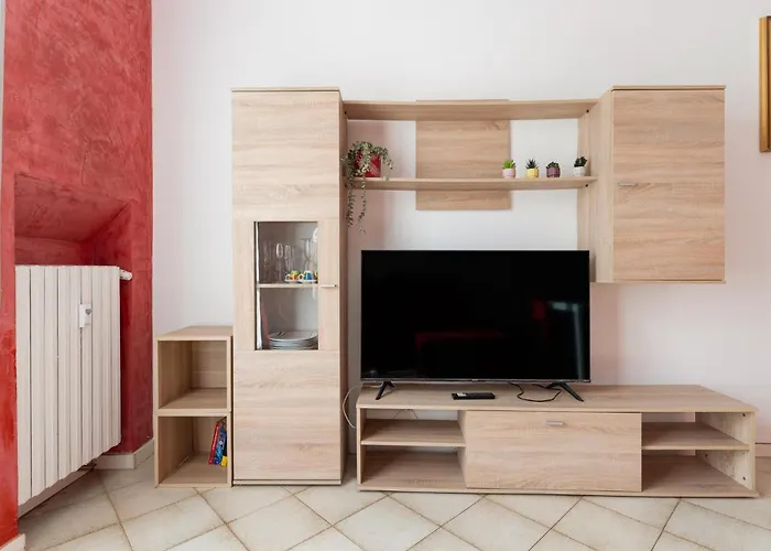 Guesthost - Certosa Cozy Flat With Balcony * Milan