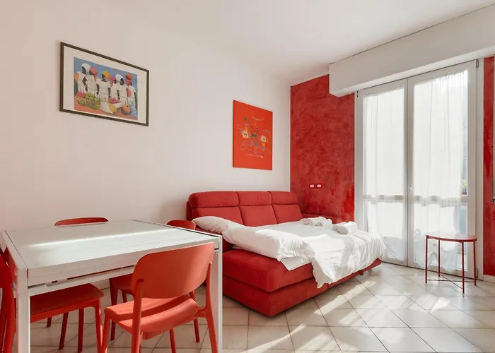 Apartment Guesthost - Certosa Cozy Flat With Balcony Milan